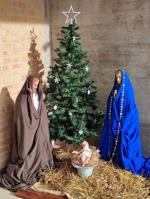 natale-casa-riposo-gagliole-15-488x650