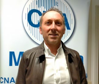 Simone-Giglietti-foto-4-325x277