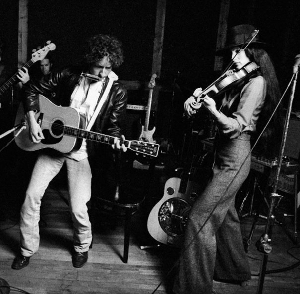 bob-dylan-scarlet-rivera-2