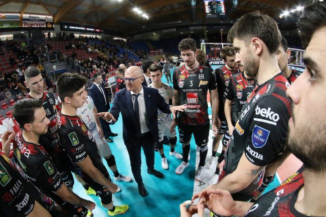 lube-volley-19-650x433