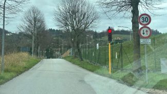 Ponte-sulla-diga-22Le-Grazie22-2-325x183