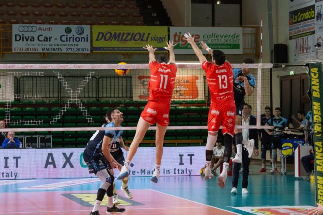 banca-macerata-fisiomed-aversa2-650x433