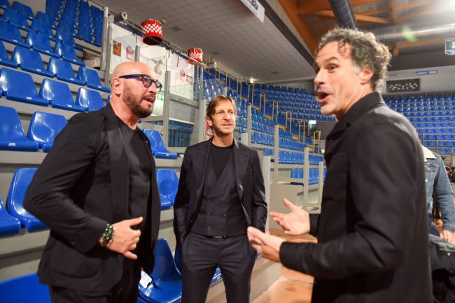 gran-gala-dello-sport-simar-group-zenga-ambrosini-galante-eurosuole-forum-civitanova-FDM-4-650x433