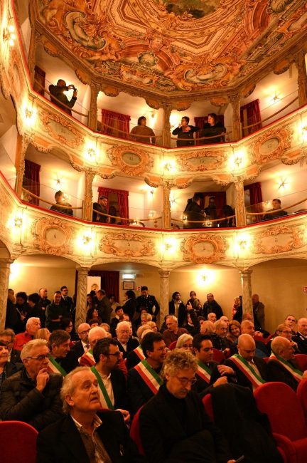 29-Marzo-2025-Penna-San-Giovanni-Teatro-Comunale-5-432x650