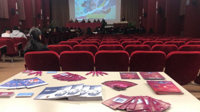 questo-non-e-amore1-650x366
