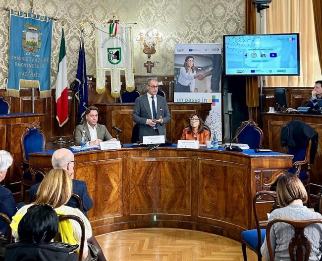 seminario-lavoro-1-650x528