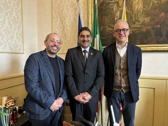 visita-ambasciatore-indiano-4-650x488
