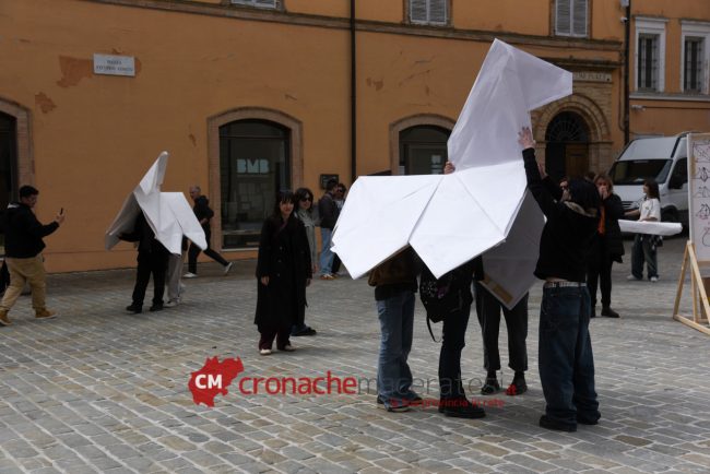 Carrozza-di-carta_Frank-Bolter_FF-7-650x434