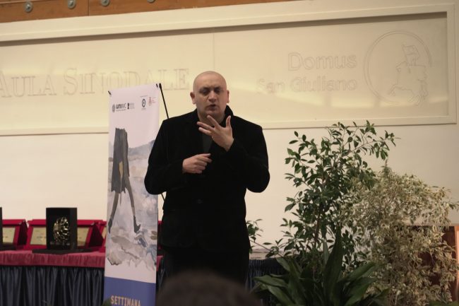 DSC06028-650x433