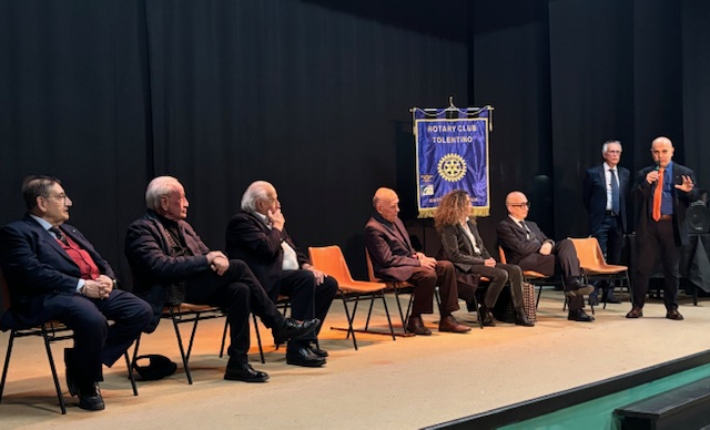 ROTARY-PRIMA-SECONDA-TERZA-REPUBBLICA-GRUPPO-IMG_7923