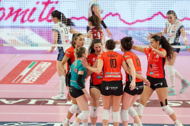 volley-5-min-650x433