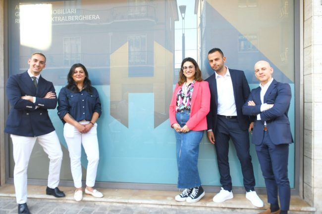 inaugurazione-filiale-host-hero-corso-garibaldi-civitanova-FDM-7-650x433