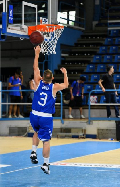 Greco-a-canestro