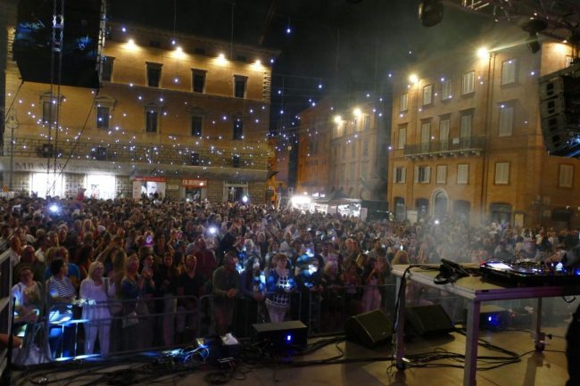 Notte-bianca-a-Tolentino-66-650x433