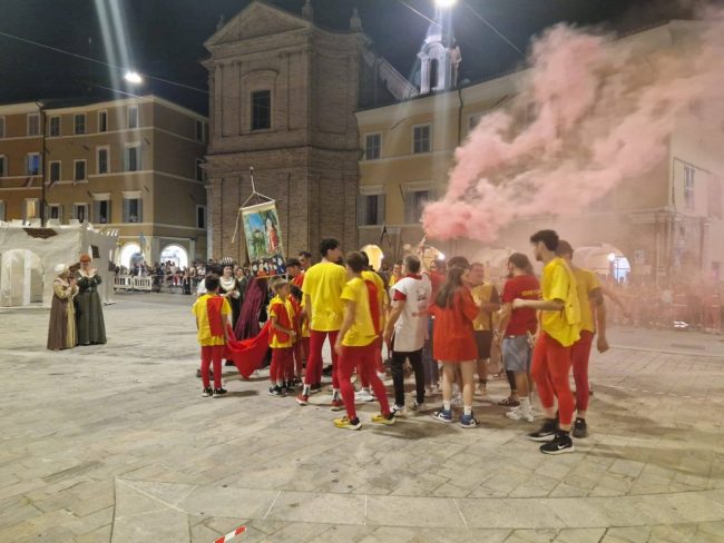 Palio-Adulti-a-rione-Settempeda