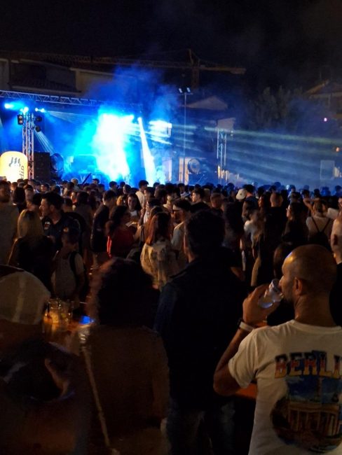 Summer-party-5-488x650