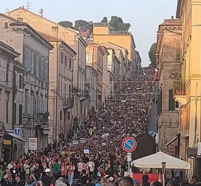 arrivo-macerata-loreto-2025-650x600