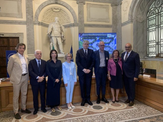 conferenza-stampa-1-650x488