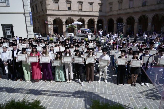 graduation-day-unimc_2025-650x433