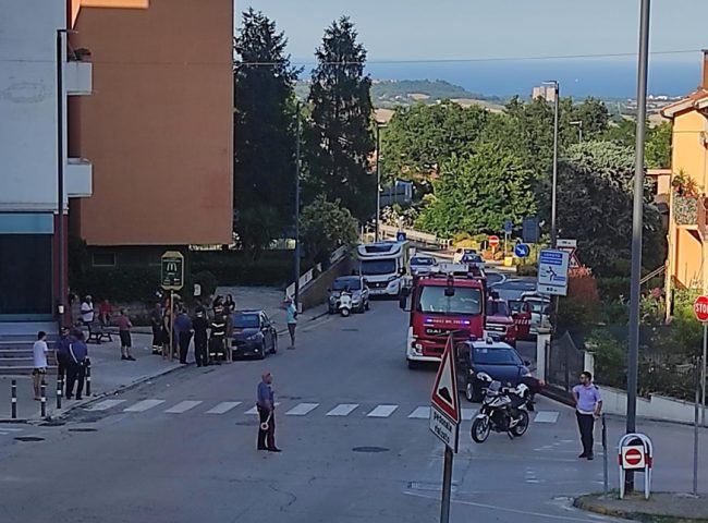 incidente-recanati-sfrenata-auto