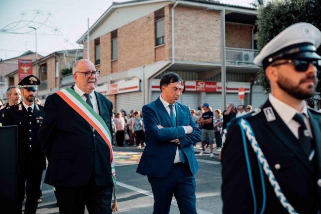 infiorata-castelraimondo-2025-11-650x433