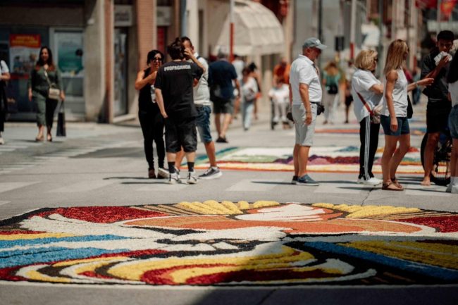 infiorata-castelraimondo-2025-3-650x433