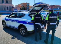 Cibo e bevande senza autorizzazione,  multe da 5mila euro a uno chalet  e a un’attività del centro