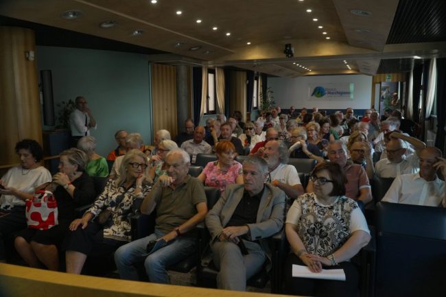primo-recchioni-presentazione-documentario-semo-nati-tutti-ello-3-650x433
