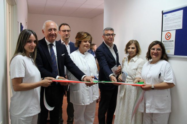saltamartini-taglio-nastro2-650x433