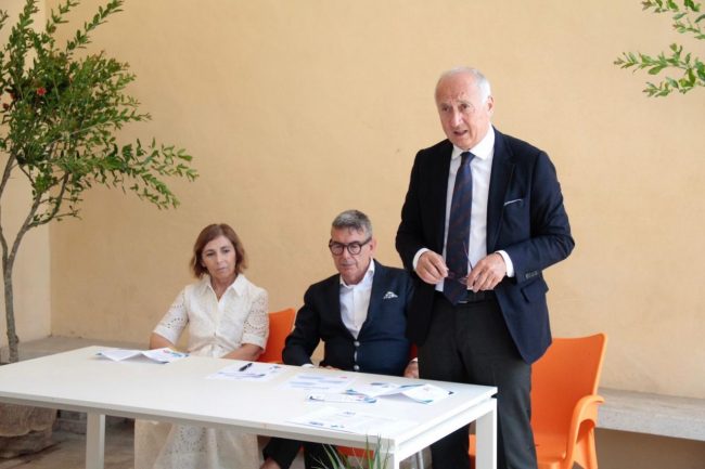 saltamartini-taglio-nastro4-650x433