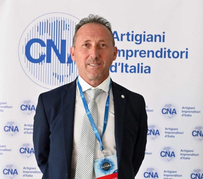 Giglietti-1-650x573