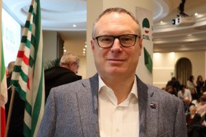 «Nuove Case di comunità:  strutture incomplete senza il personale.  Più medici, infermieri e servizi»