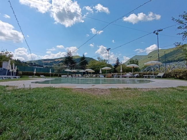 piscina02-650x488