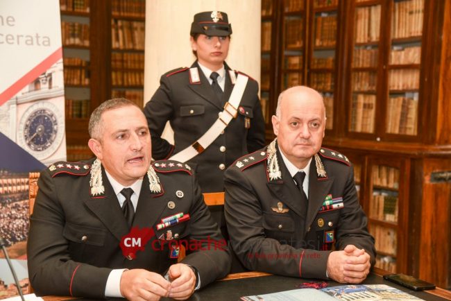 Ruocco_Mengasini_Carabinieri_Calendario_FF-3-650x434
