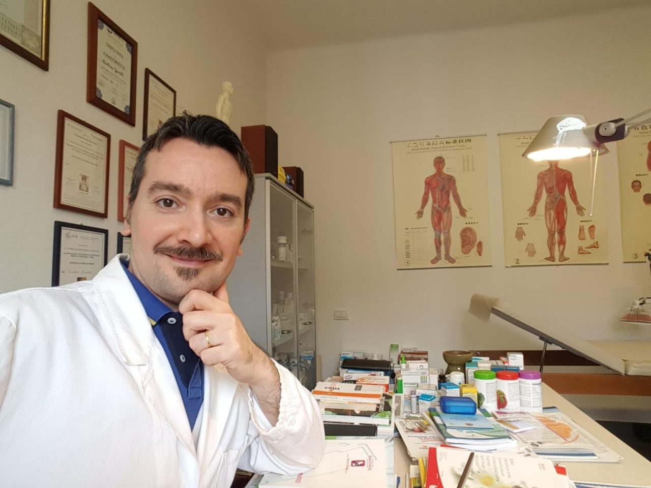 « Influence ? La lumière a aussi un impact. Cette année, trois types de vaccination, de suppléments et d’acupuncture pour les défenses »