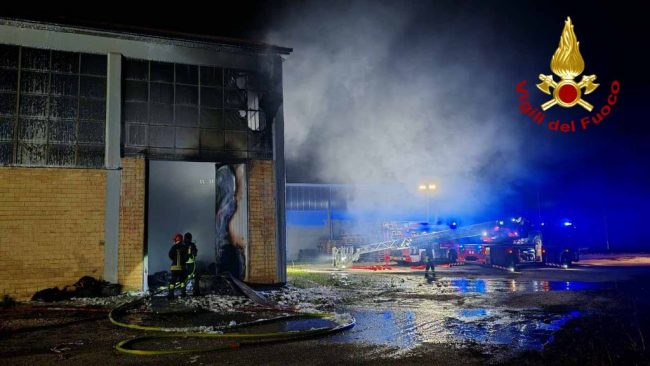 incendio deposito rimel treia