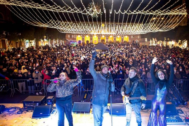 capodanno-piazza-civitanova-1-650x434