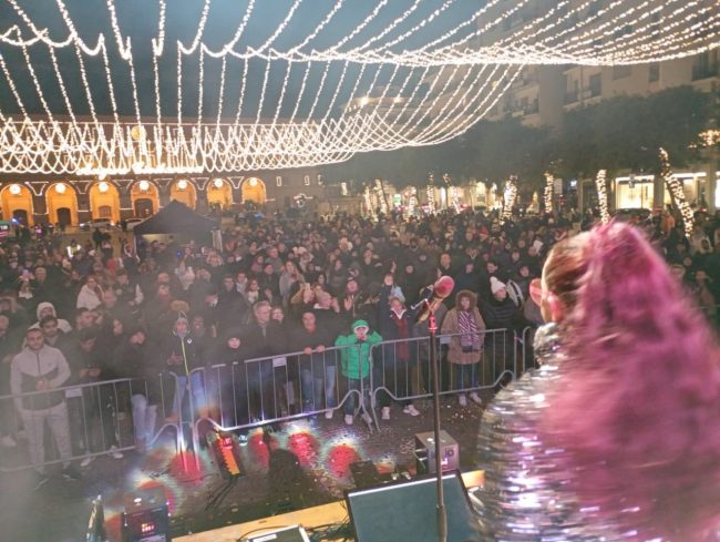 capodanno-piazza-civitanova-3-1-650x489