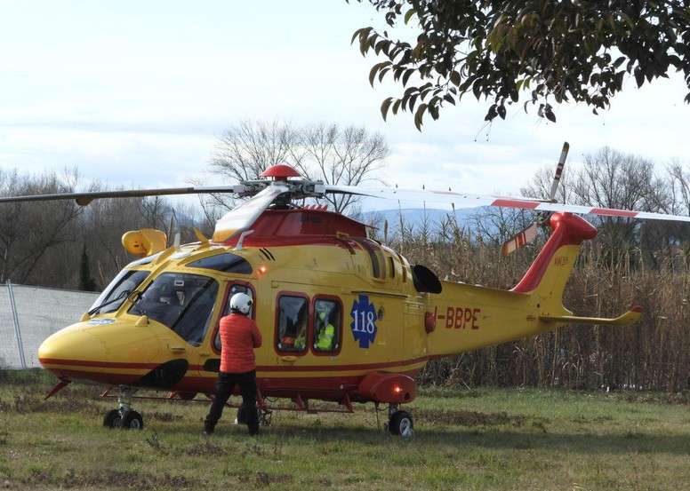 Scontro tra auto e moto: un ferito portato a Torrette | Cronache Maceratesi