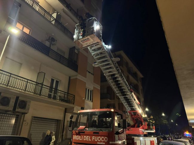 incendio-civitanova-1-650x488