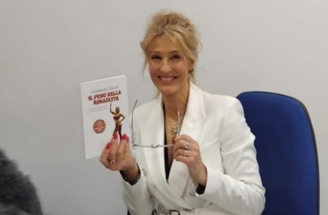 Donatella-Russo-libro