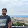 «Io, un maceratese a Barcellona:  qui ciclopedonali, app e cultura.  Non parcheggi e mani di grigio sui murales»