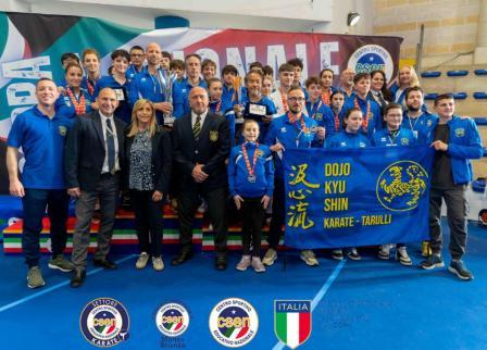 Gruppo-Dojo-Kyu-Shin-Karate-Tarulli