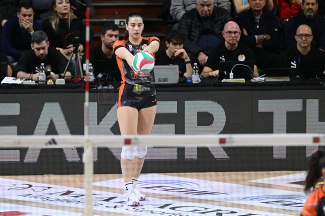 Nicole-Piomboni-2-650x432