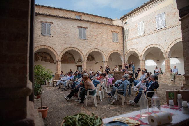 Qui-Val-Di-Fiastra_Loro-Piceno