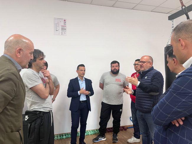 Tiziano-Consoli-al-macerata-boxing-club-2-650x488