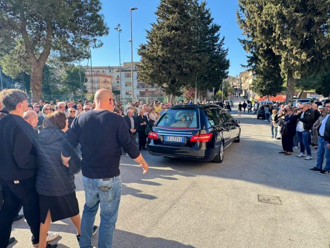 funerale-giuseppe-canuti-11-650x488