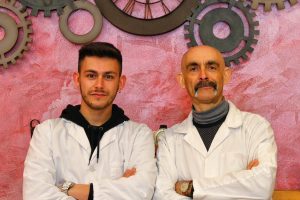 Il tempo tra le mani:  40 anni del Laboratorio Casoni.  Tommaso sulle orme del padre