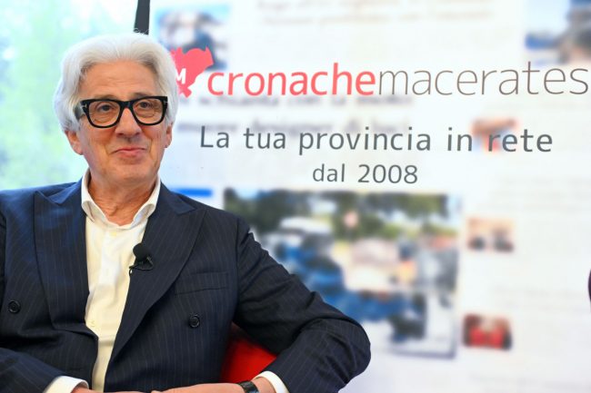 sandro parcaroli in redazione cm - macerata - FDM (3)