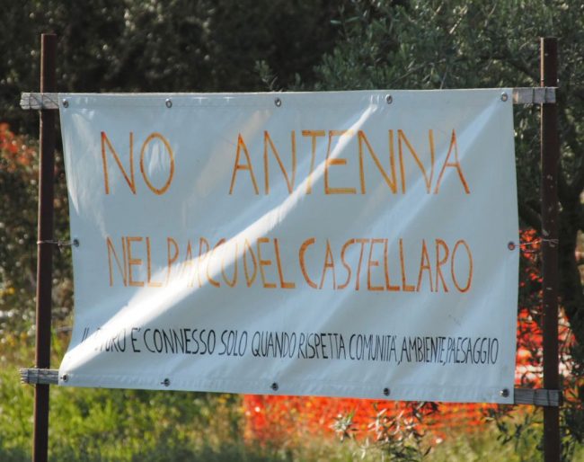 striscioni-antenna-parco-castellaro-3-650x514